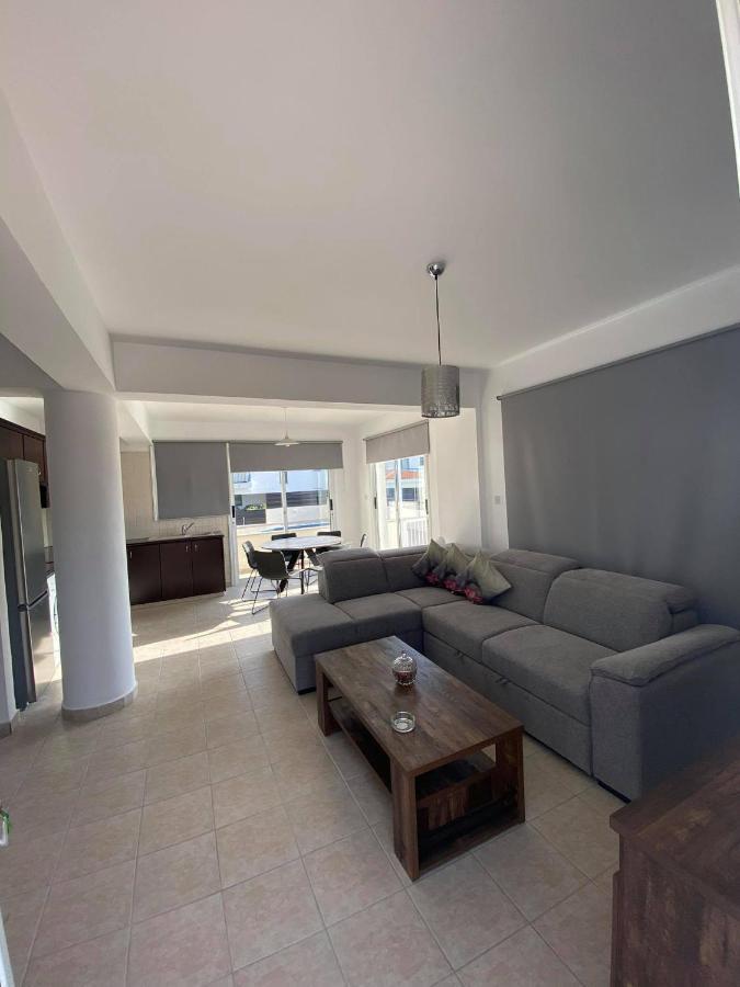 Cosy Apartment In Kato Paphos With Pool Access 외부 사진